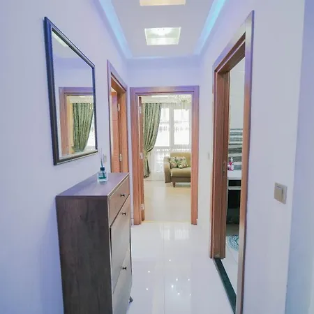 Cozy & Bright 1-bdr Near Forum Apartment *